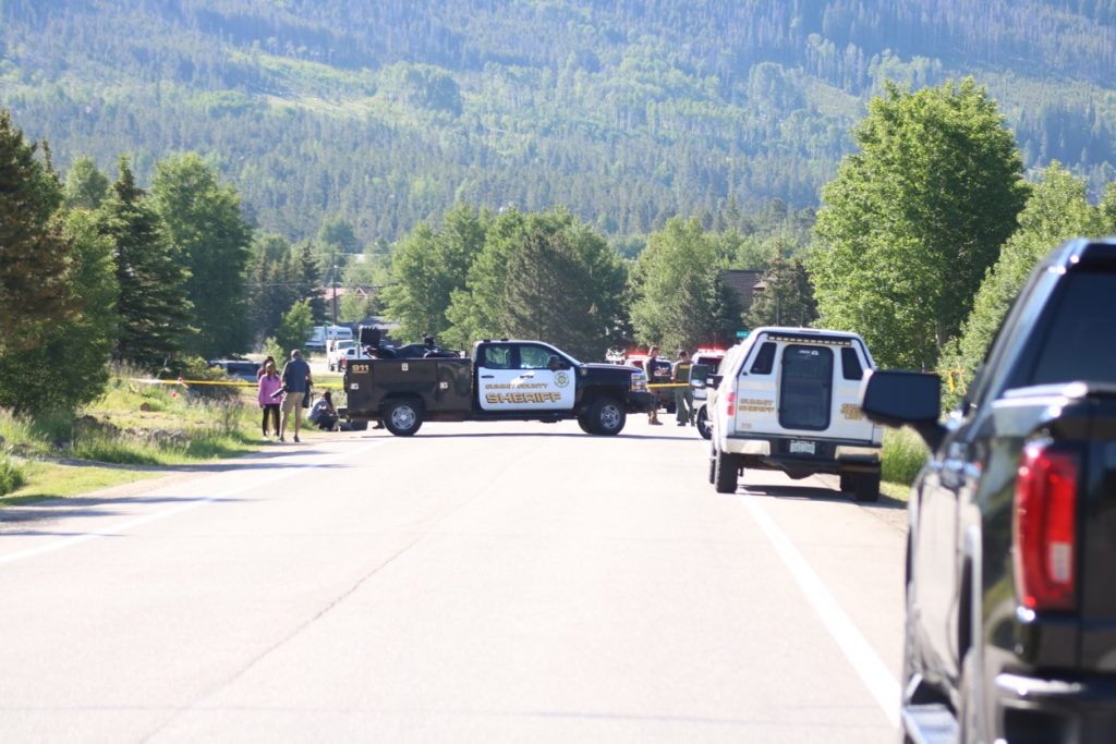 District Attorney's Office identifies officers involved in fatal shooting of 18-year-old graduate in Summit Cove - Vimarsana News